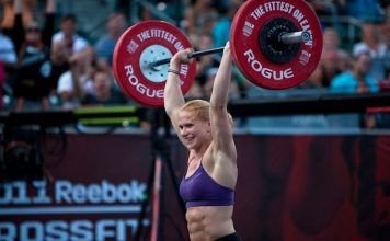 annie thorisdottir realizando push jerk crossfit