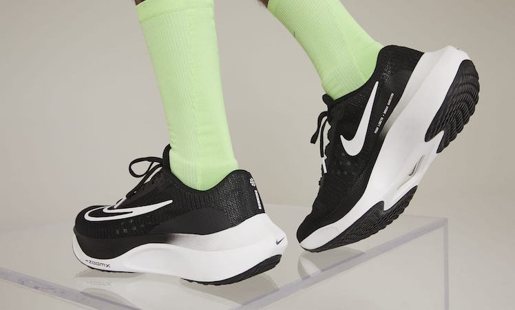 evidencia imagen Durante ~ Características de las zapatillas Nike Zoom Fly 5